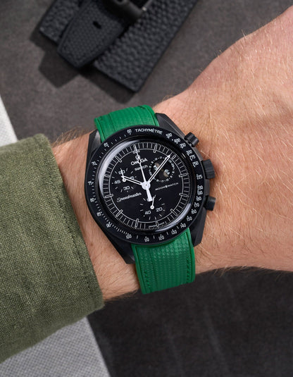 Curved Vertech Rubber Strap - Green - OM Luxury