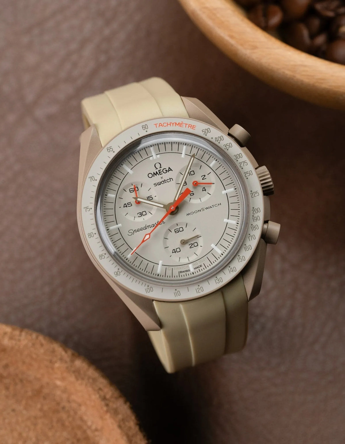 Curved Rubber Strap - Beige - OM Luxury